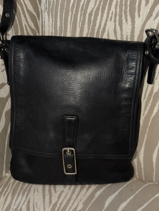 Coach Handbags - Vintage Coach Legacy Flap Crossbody Bag No. L21-9588